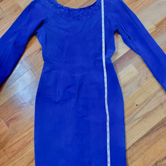Vintage 1980s Suede Electric Blue Knee Length Dress With Rhinestones Size M - Picture 13 of 16